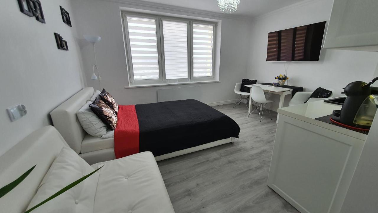 Sunny Apartments Горлице Экстерьер фото